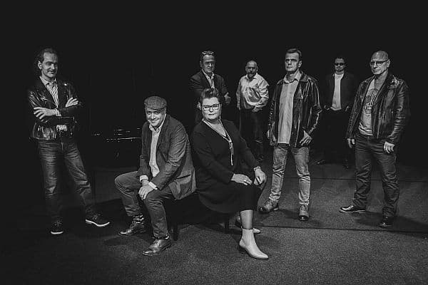 Trójmiejskie No Limits wydało "Neonem Być"