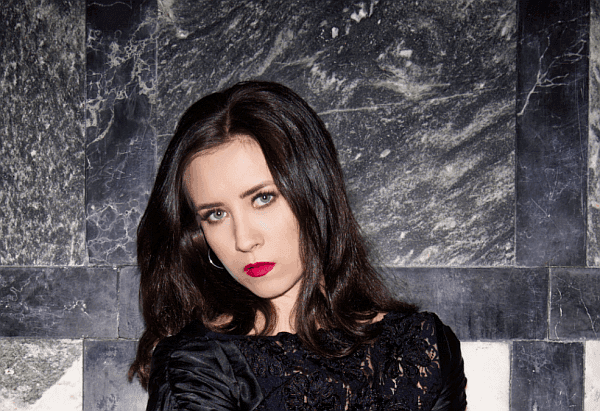 Holly Blue prezentuje klip “Square One”