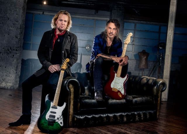 Adrian Smith i Richie Kotzen nawiązali współpracę