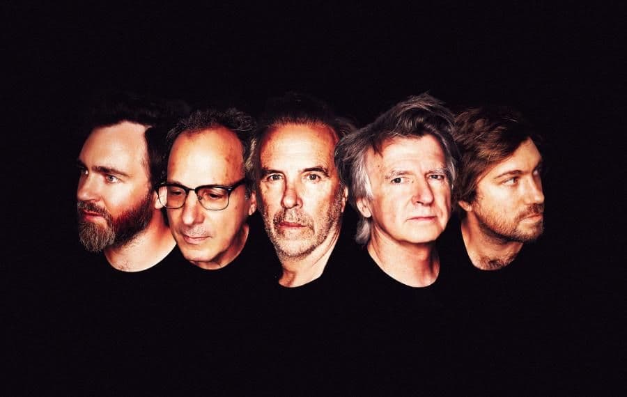 Crowded House wrócili po dekadzie z gościem-niespodzianką