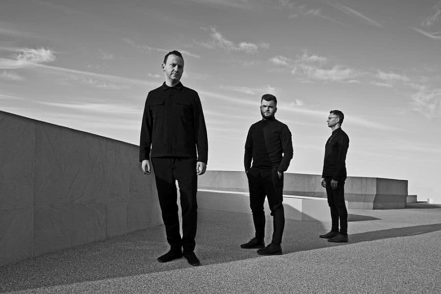 Trio RGG zapowiada winylowe wydanie 'Mysterious Monuments On The Moon'